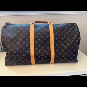 AUTHENTIC Louis Vuitton keepall duffel bag !